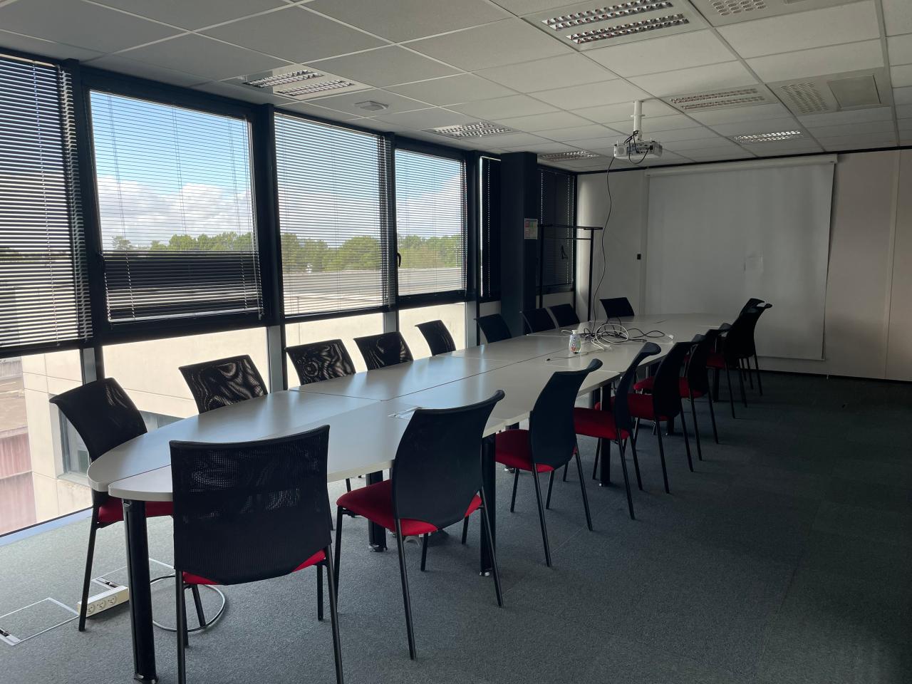 Bureau Gradignan 1112m² Location bureau Gradignan Gironde OLBUR2200079 4